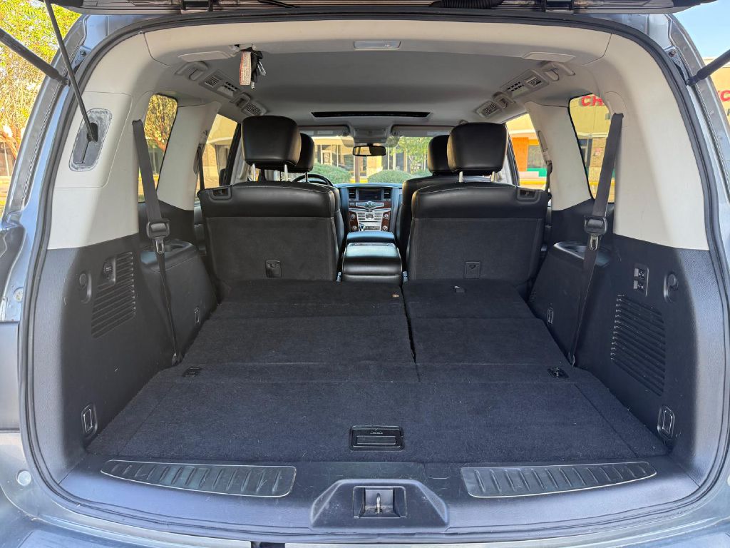 Photo 25 of this INFINITI QX80