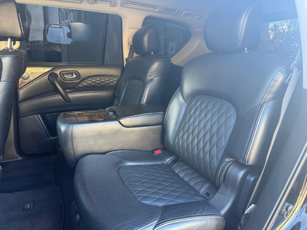 Photo 20 of this INFINITI QX80