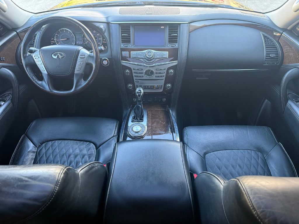 Photo 27 of this INFINITI QX80