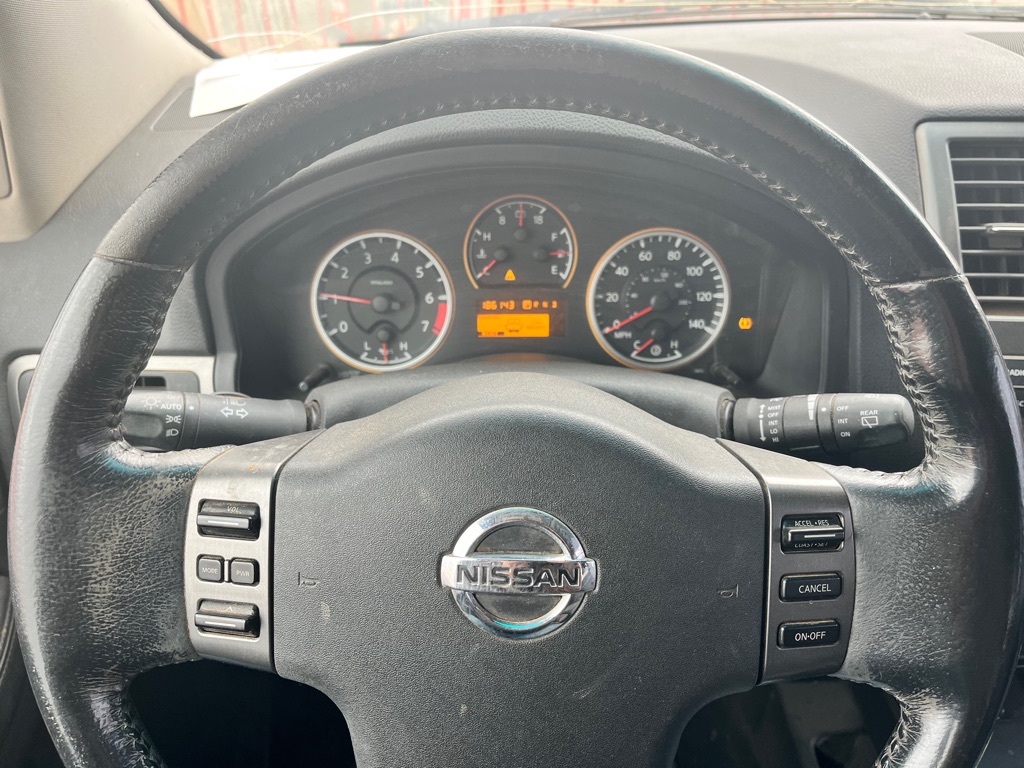 Photo 16 of this NISSAN ARMADA