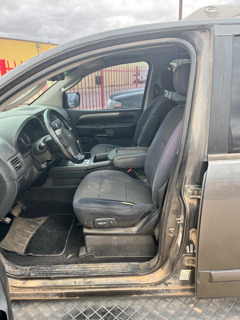 Photo 8 of this NISSAN ARMADA