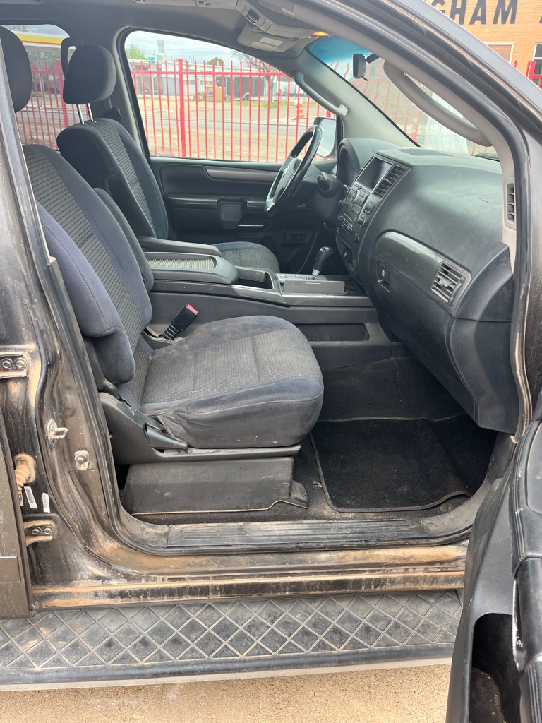 Photo 12 of this NISSAN ARMADA