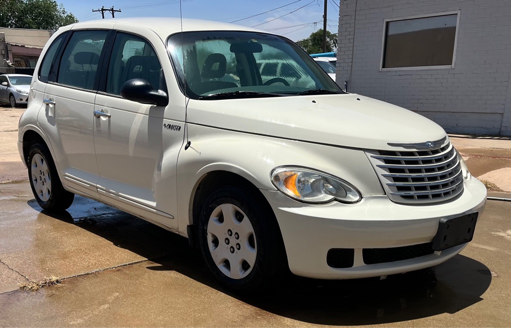 Photo 4 of this CHRYSLER PT CRUISER