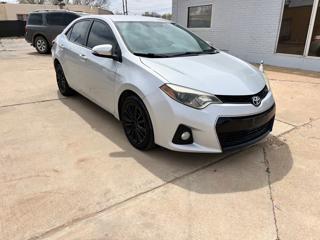Photo 4 of this TOYOTA COROLLA