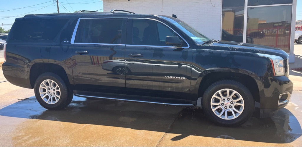 Photo 5 of this GMC YUKON XL