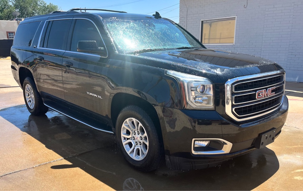 Photo 4 of this GMC YUKON XL