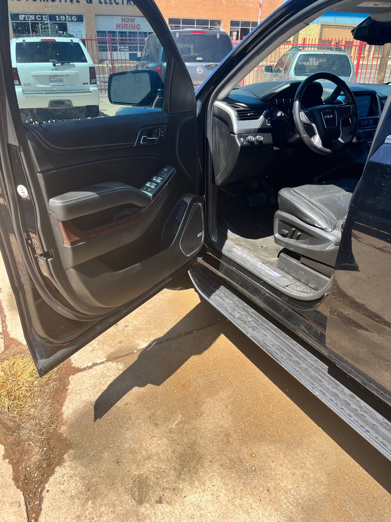 Photo 9 of this GMC YUKON XL