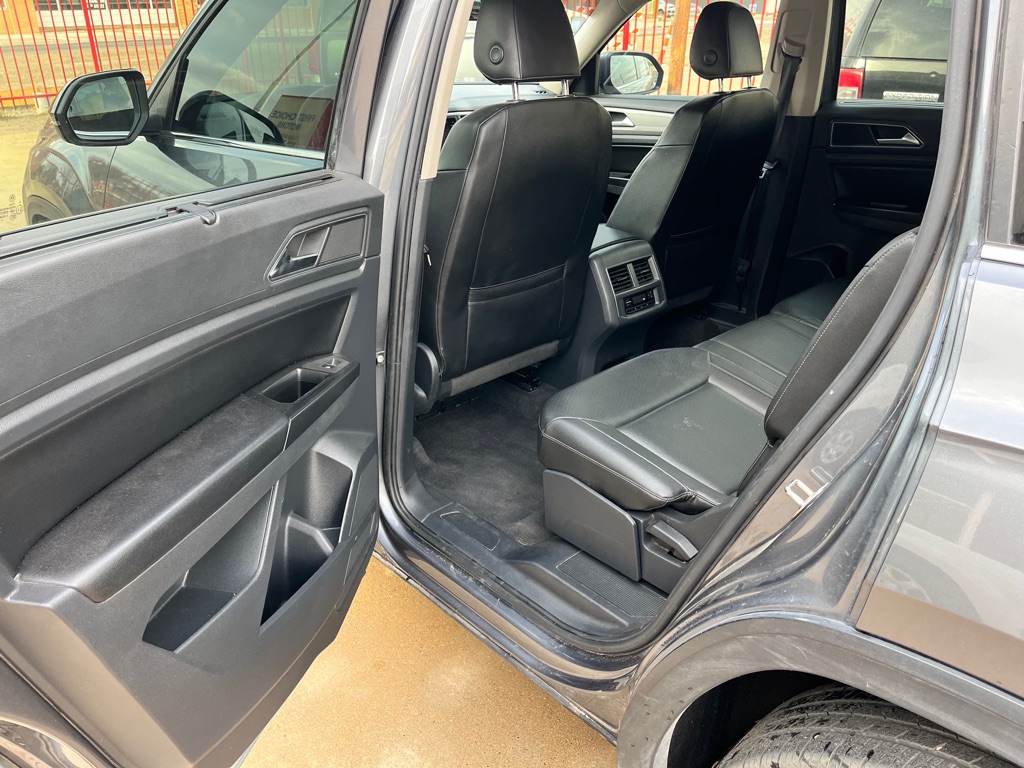Photo 11 of this VOLKSWAGEN ATLAS