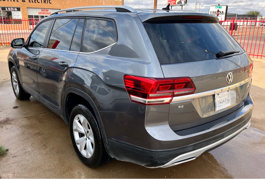 Photo 8 of this VOLKSWAGEN ATLAS