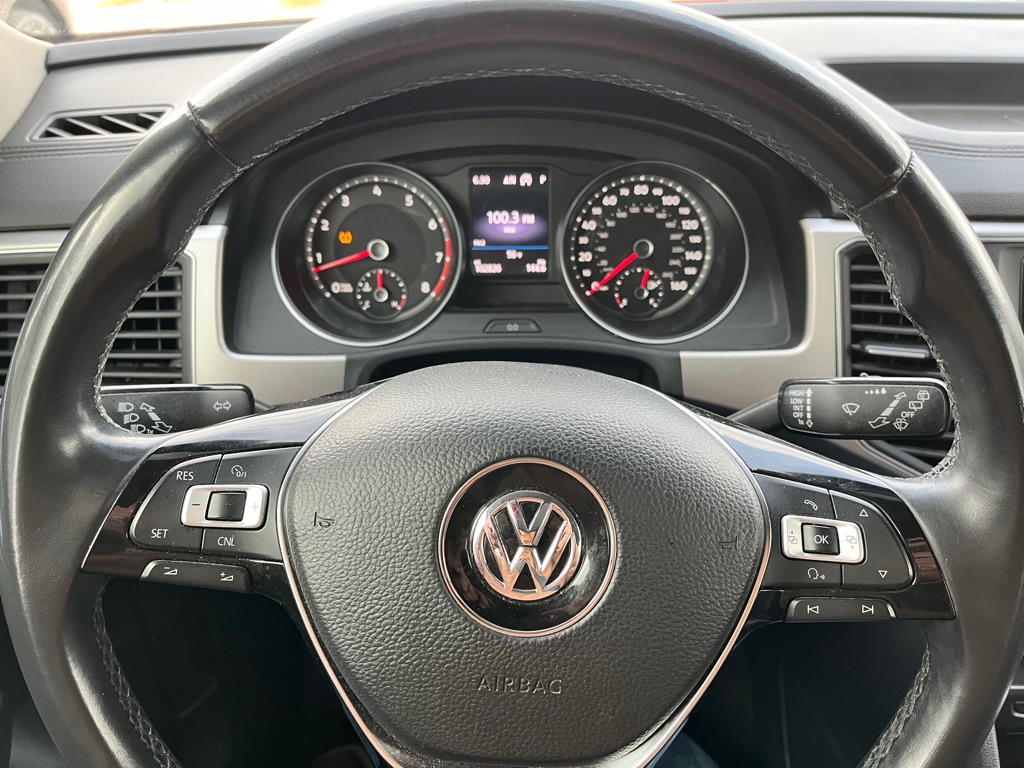 Photo 18 of this VOLKSWAGEN ATLAS