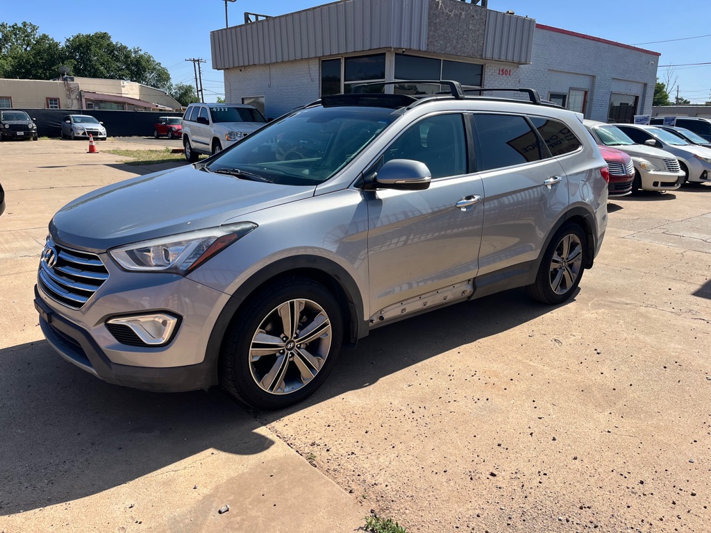 Photo 2 of this HYUNDAI SANTA FE