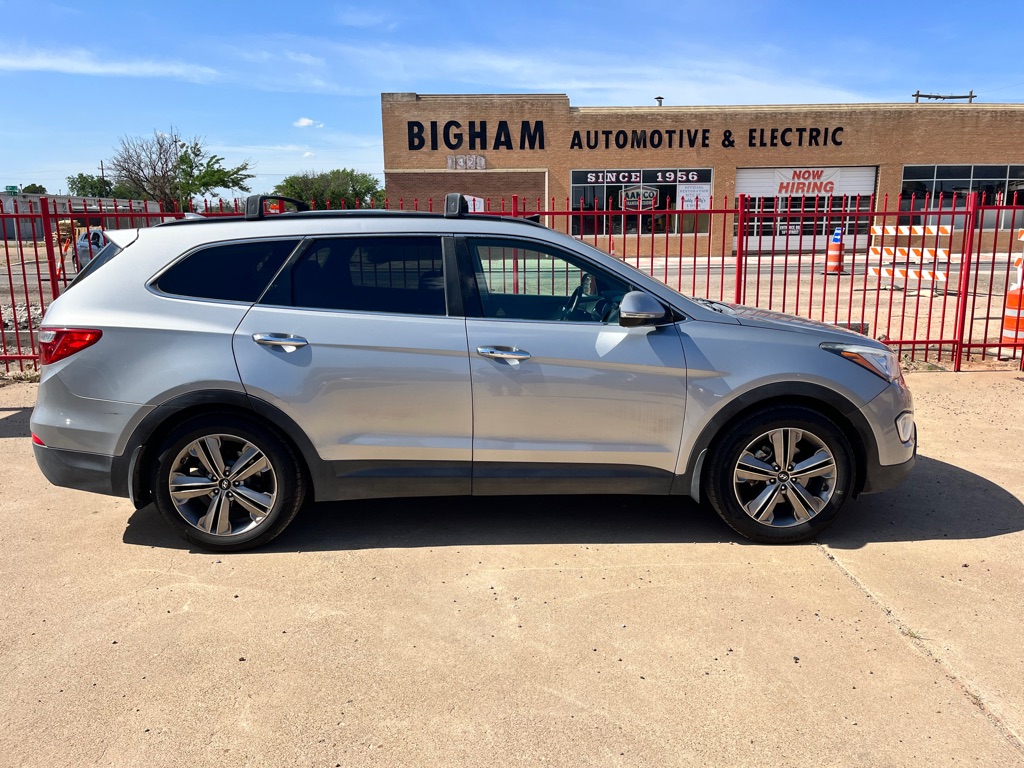 Photo 5 of this HYUNDAI SANTA FE