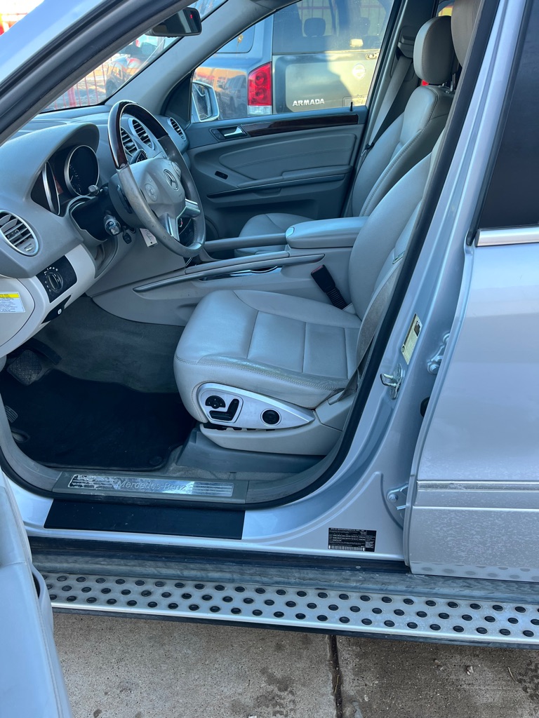 Photo 10 of this MERCEDES-BENZ ML