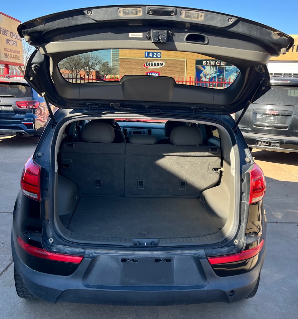 Photo 16 of this KIA SPORTAGE