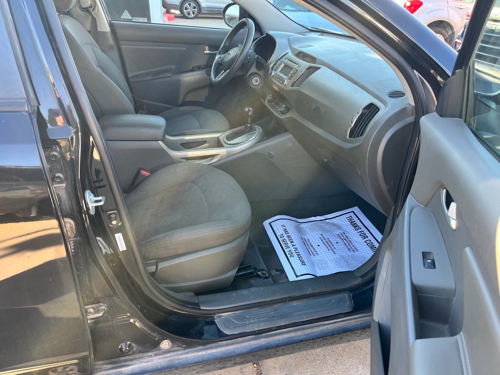 Photo 13 of this KIA SPORTAGE