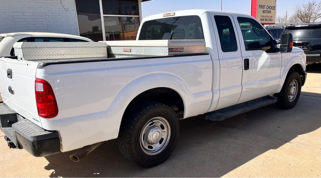 Photo 5 of this FORD F250