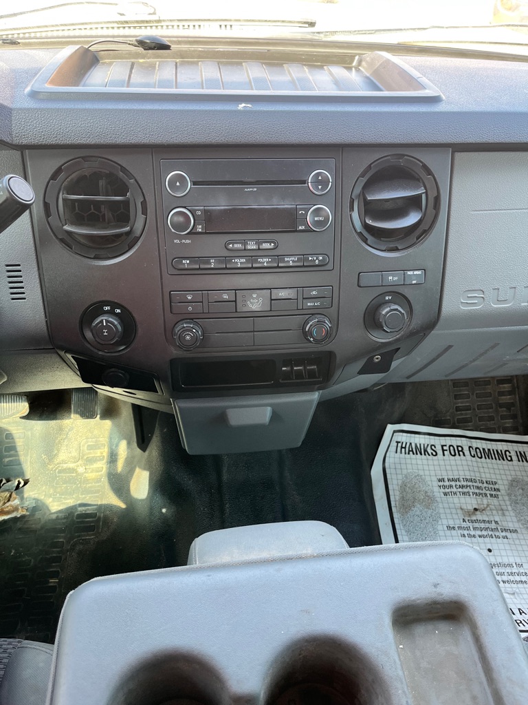 Photo 14 of this FORD F250