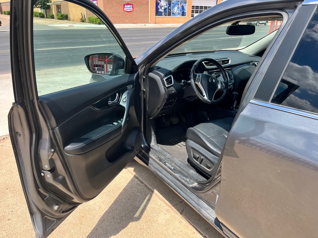 Photo 9 of this NISSAN ROGUE