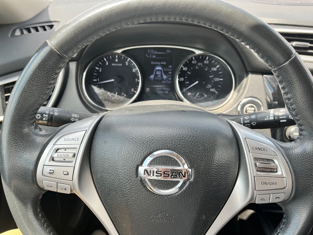 Photo 20 of this NISSAN ROGUE
