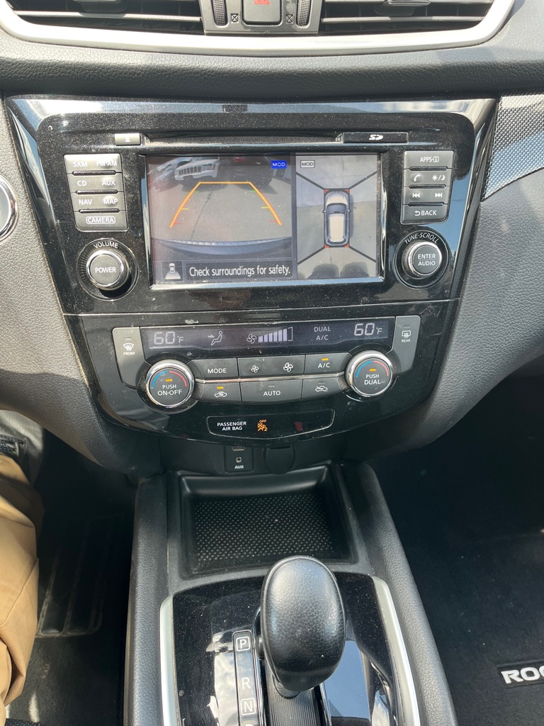 Photo 19 of this NISSAN ROGUE