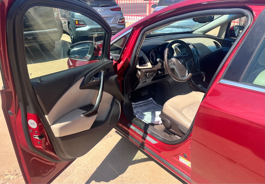 Photo 26 of this BUICK VERANO