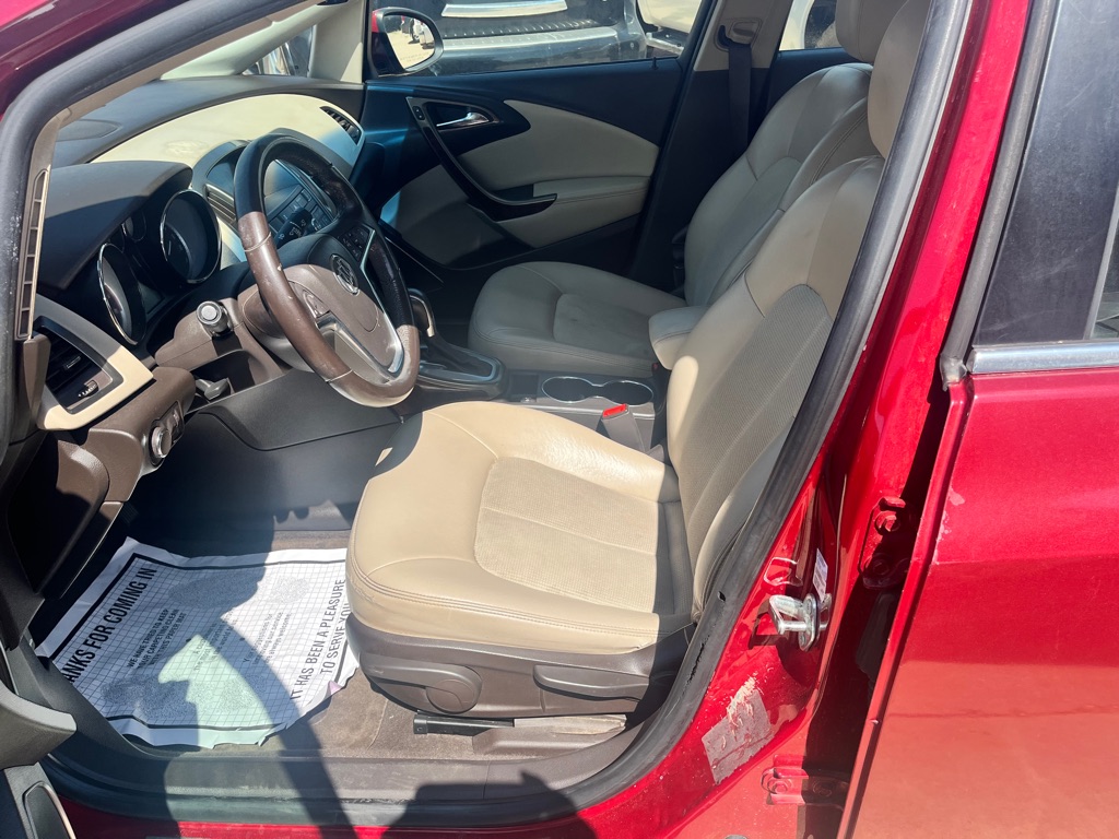 Photo 27 of this BUICK VERANO