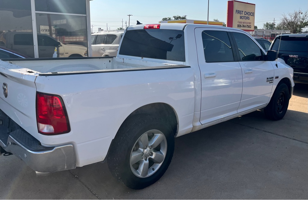 Photo 5 of this RAM 1500 CLASSIC