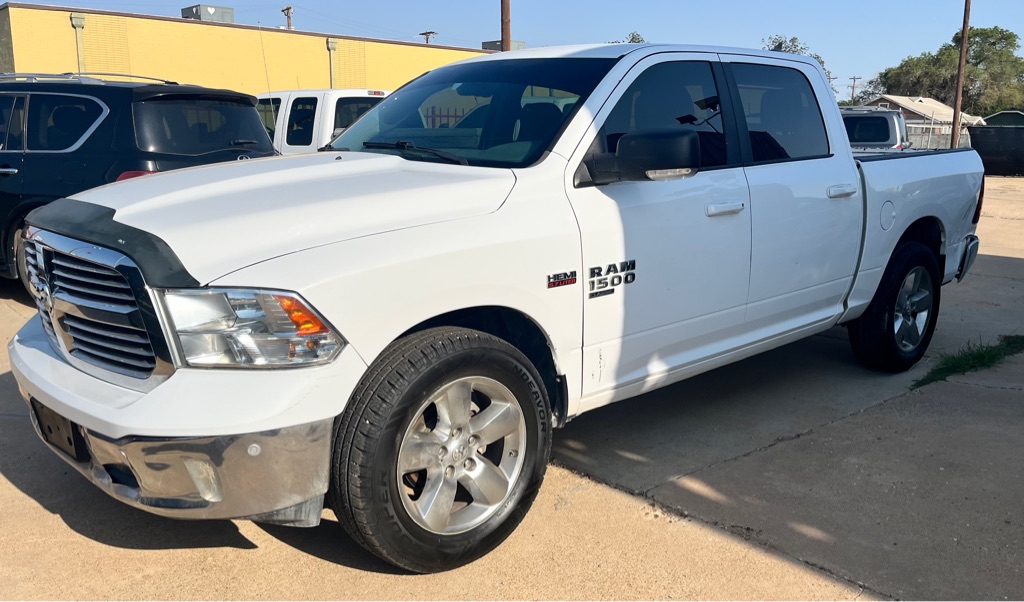 Photo 2 of this RAM 1500 CLASSIC