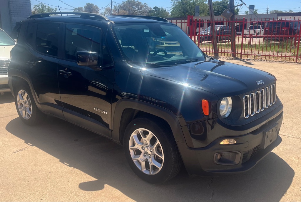 Photo 4 of this JEEP RENEGADE