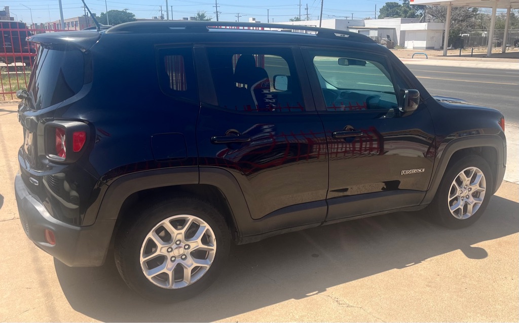 Photo 6 of this JEEP RENEGADE