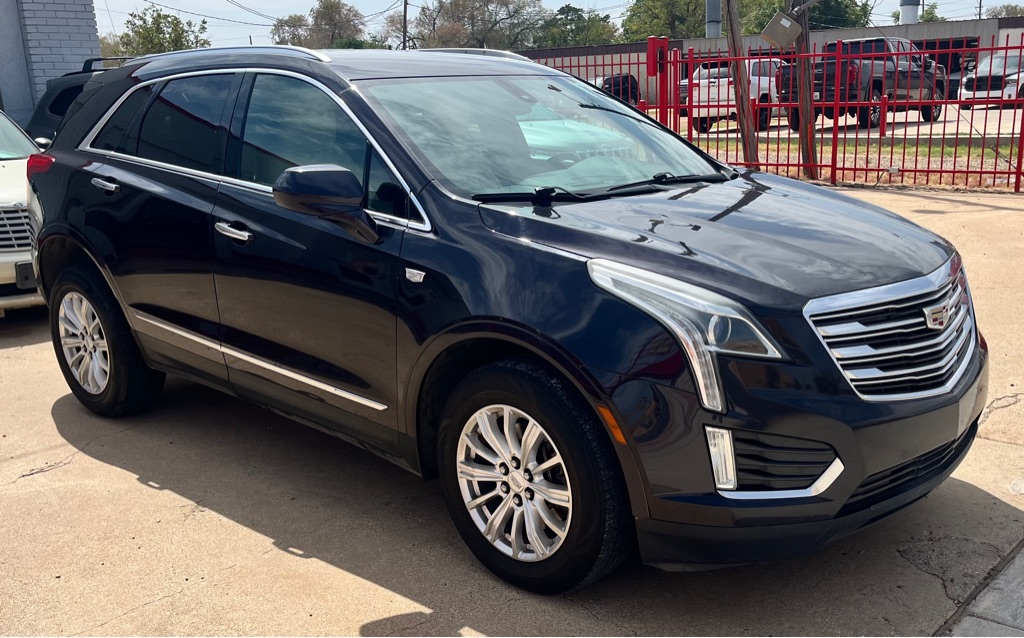 Photo 4 of this CADILLAC XT5