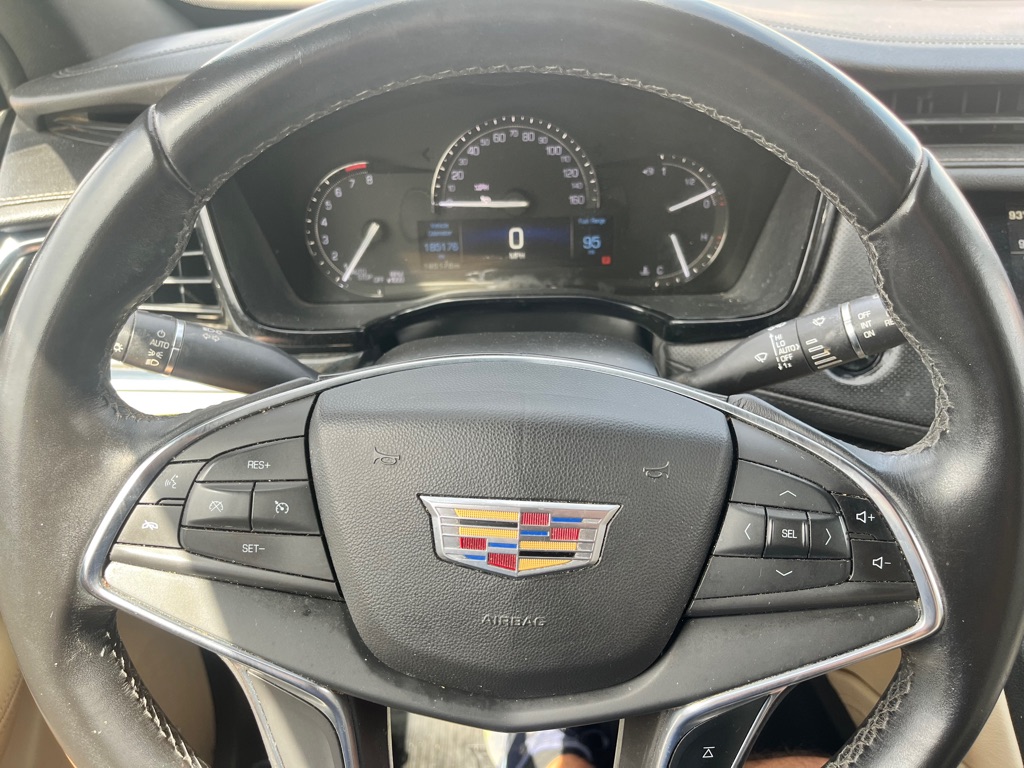 Photo 19 of this CADILLAC XT5