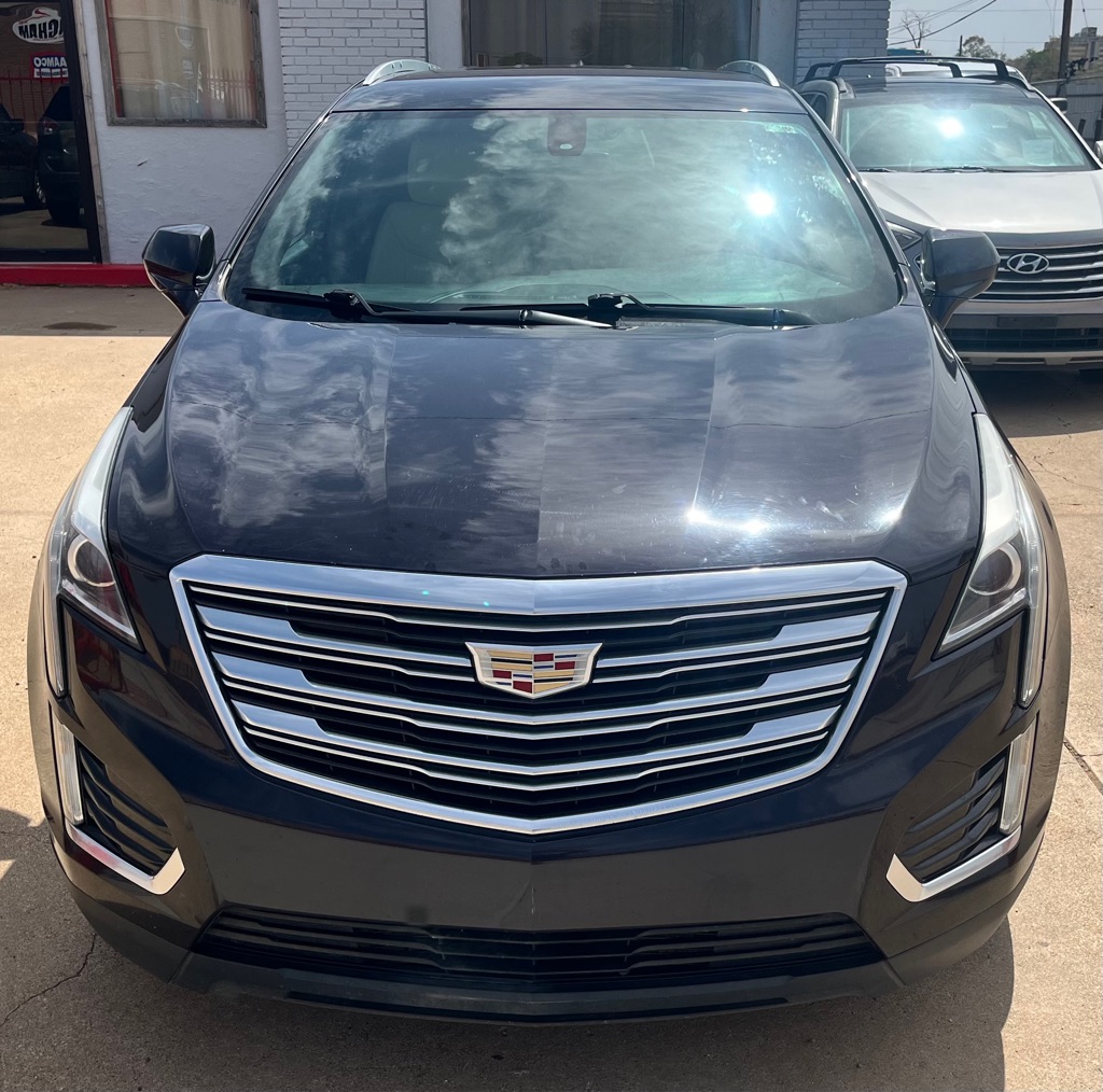 Photo 3 of this CADILLAC XT5