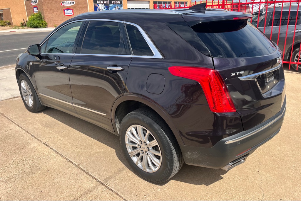 Photo 7 of this CADILLAC XT5