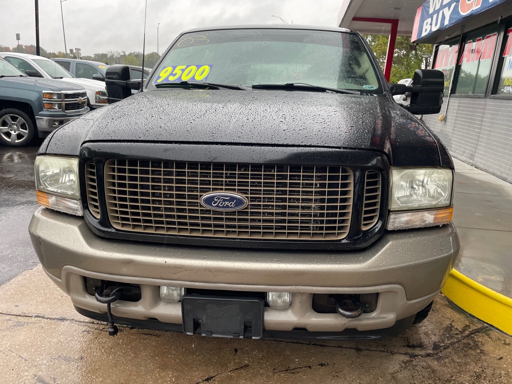 Photo 2 of this FORD EXCURSION