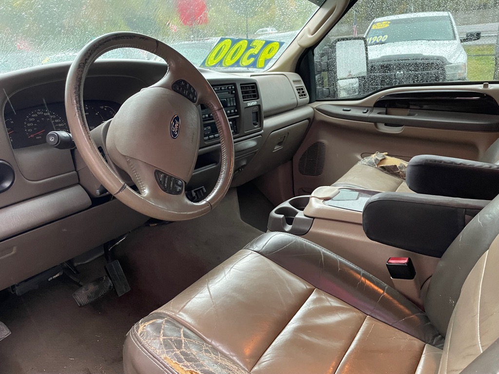 Photo 5 of this FORD EXCURSION