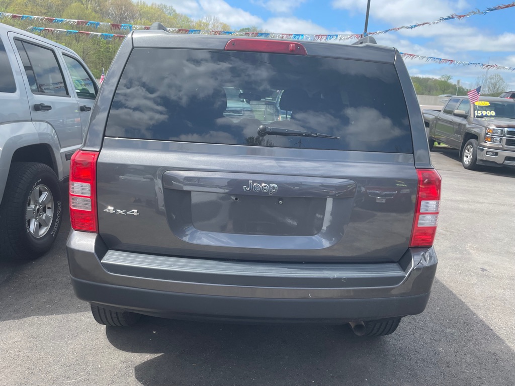 Photo 6 of this JEEP PATRIOT