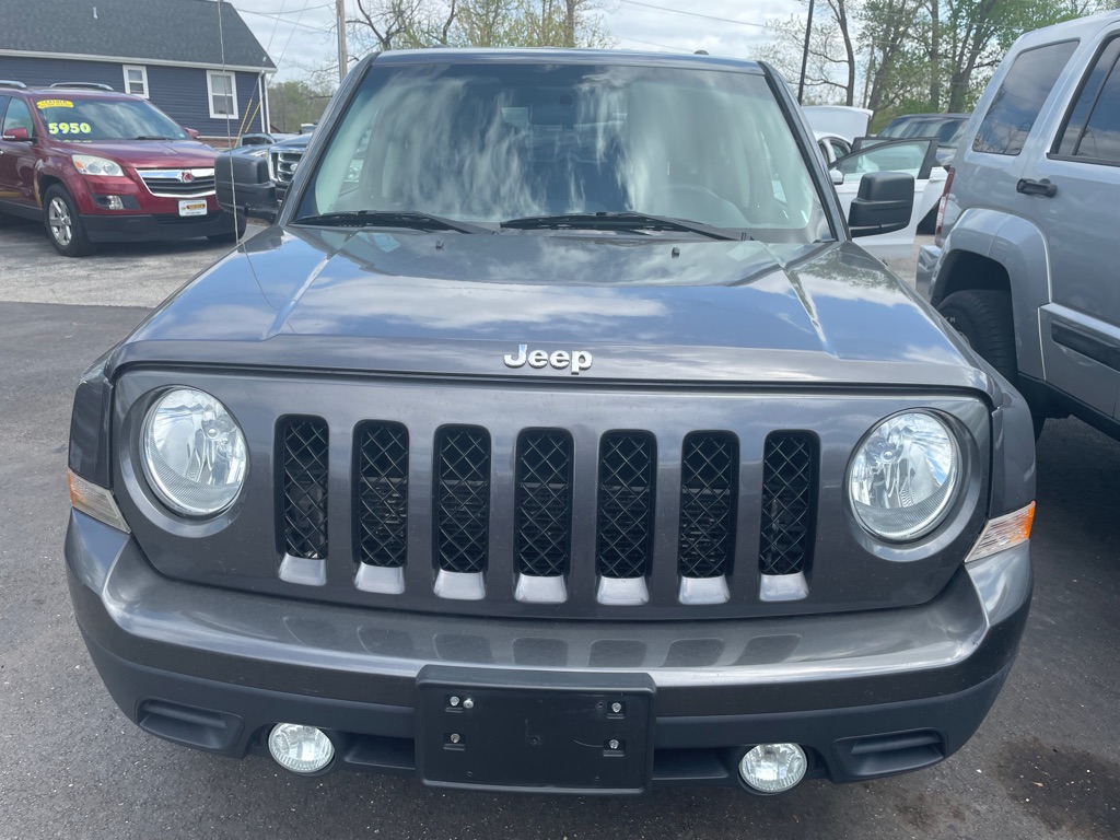 Photo 3 of this JEEP PATRIOT