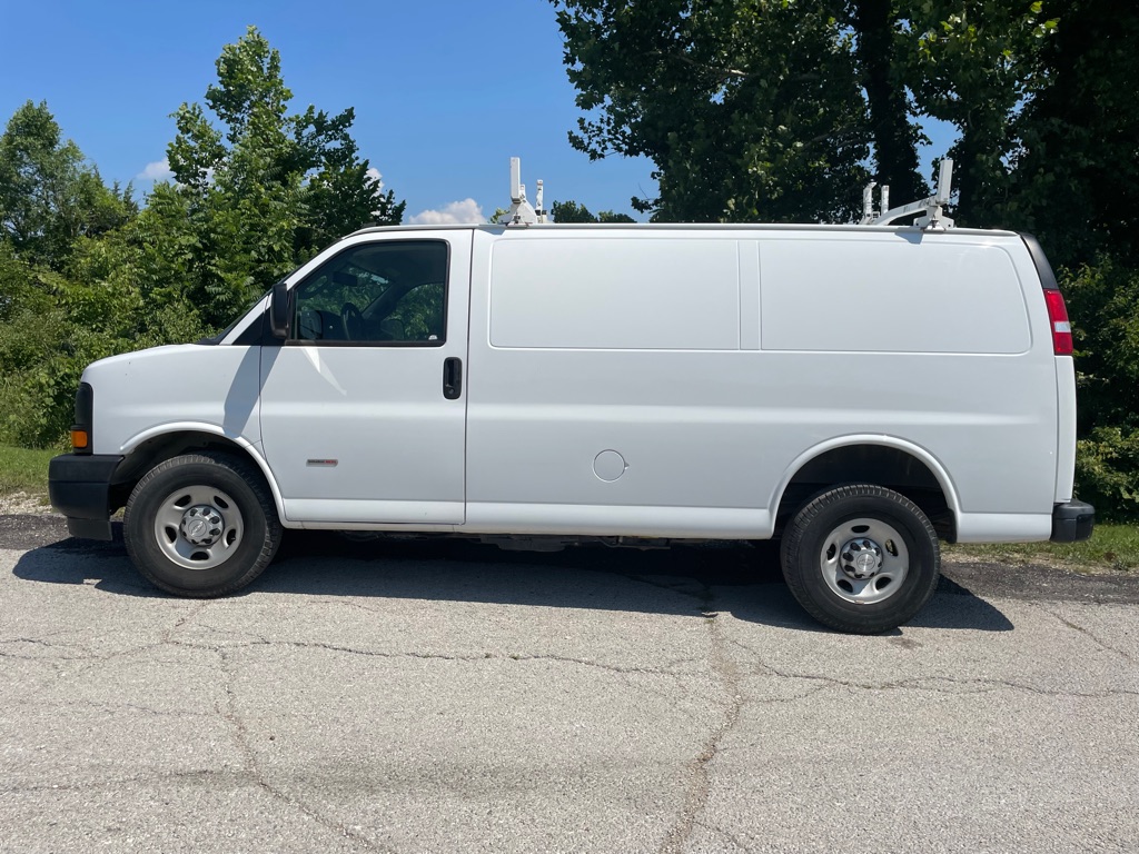 2017 CHEVROLET EXPRESS G2500