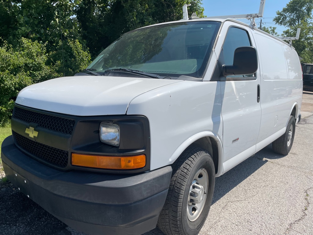 Photo 2 of this CHEVROLET EXPRESS G2500