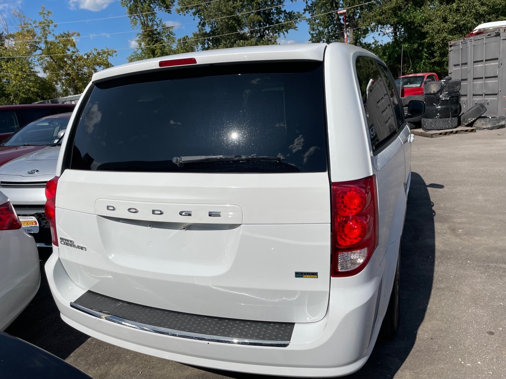 Photo 7 of this DODGE GRAND CARAVAN