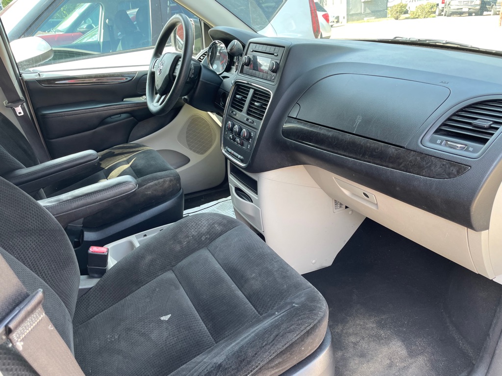 Photo 10 of this DODGE GRAND CARAVAN