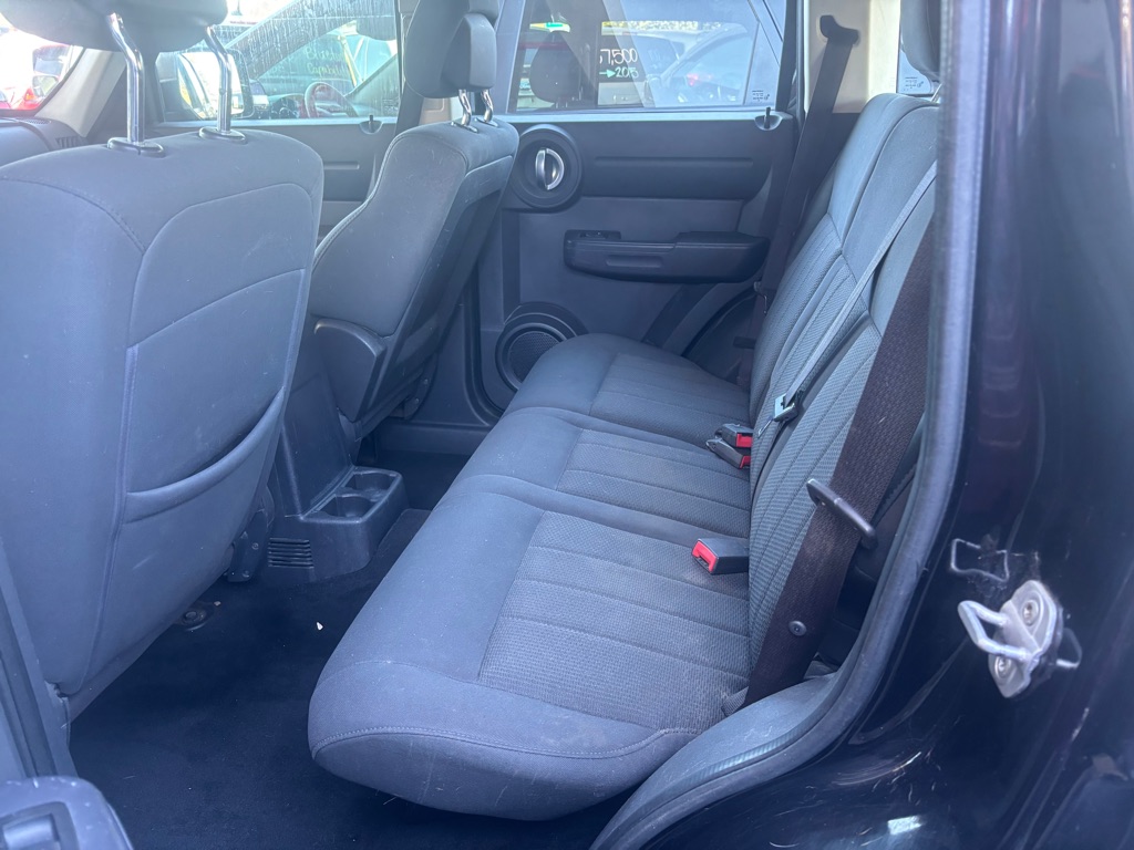 Photo 3 of this DODGE NITRO