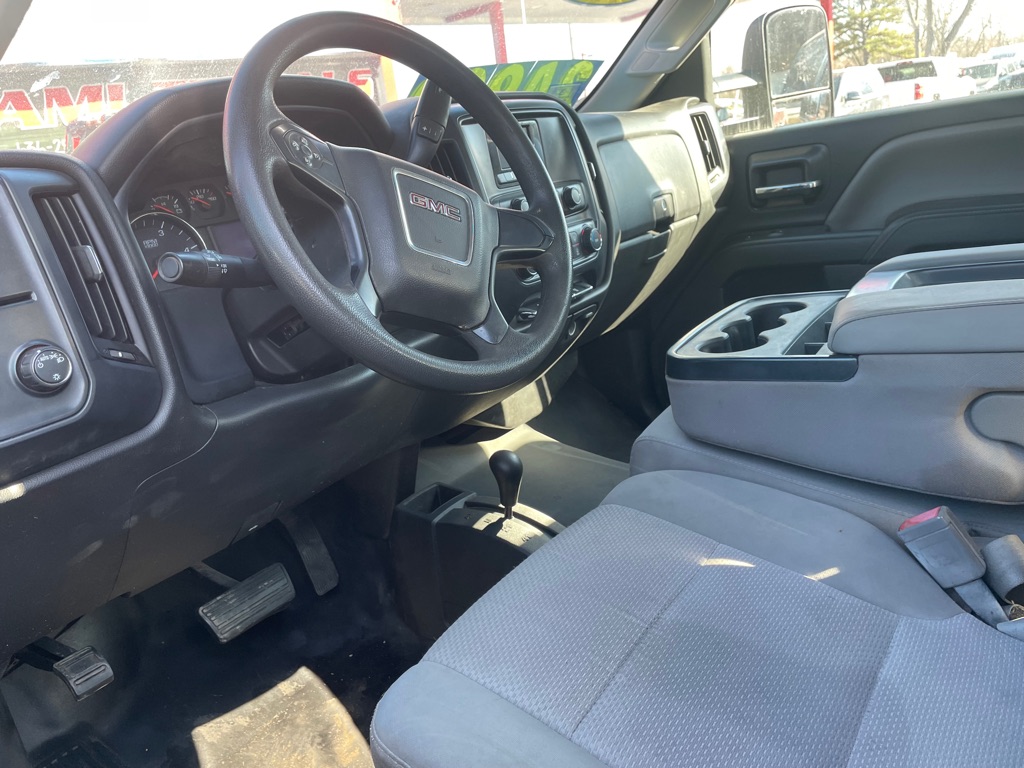 Photo 7 of this GMC SIERRA 3500