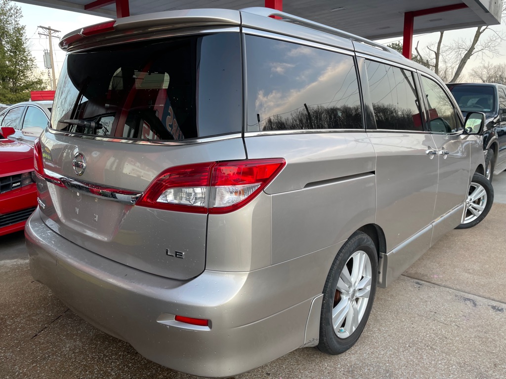 Photo 7 of this NISSAN QUEST
