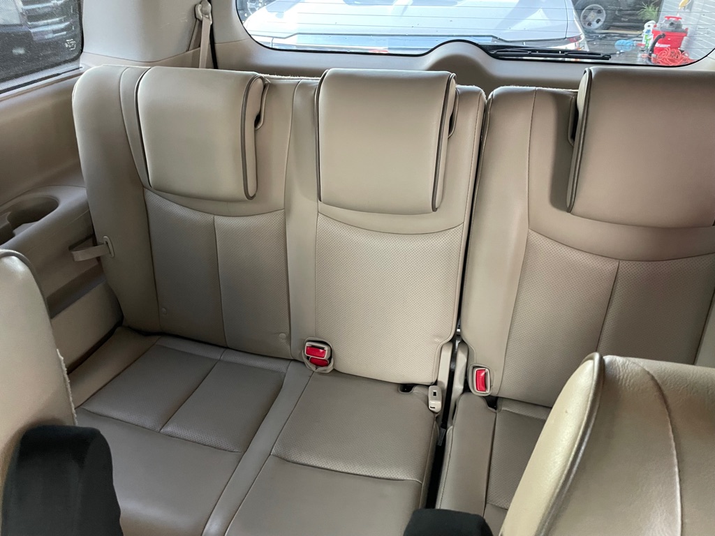 Photo 12 of this NISSAN QUEST