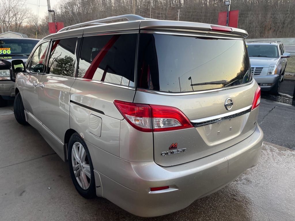 Photo 5 of this NISSAN QUEST