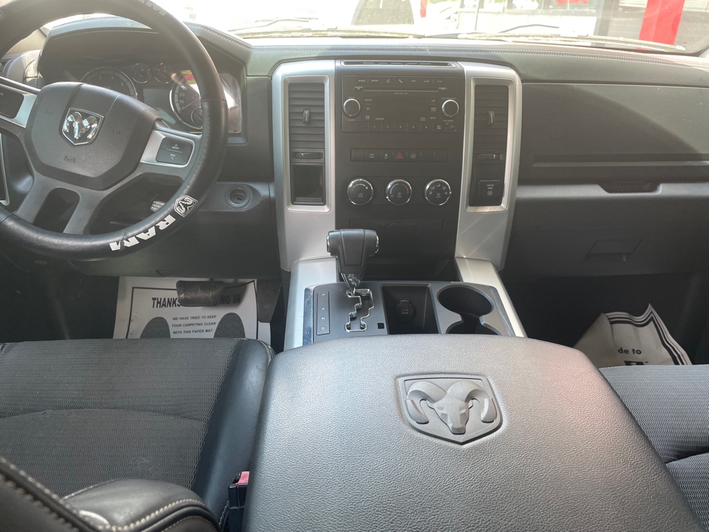 Photo 8 of this DODGE RAM 1500