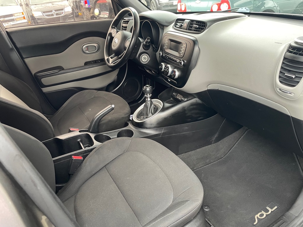 Photo 10 of this KIA SOUL