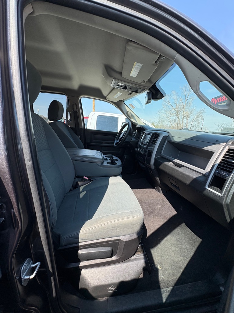 Photo 7 of this RAM 1500